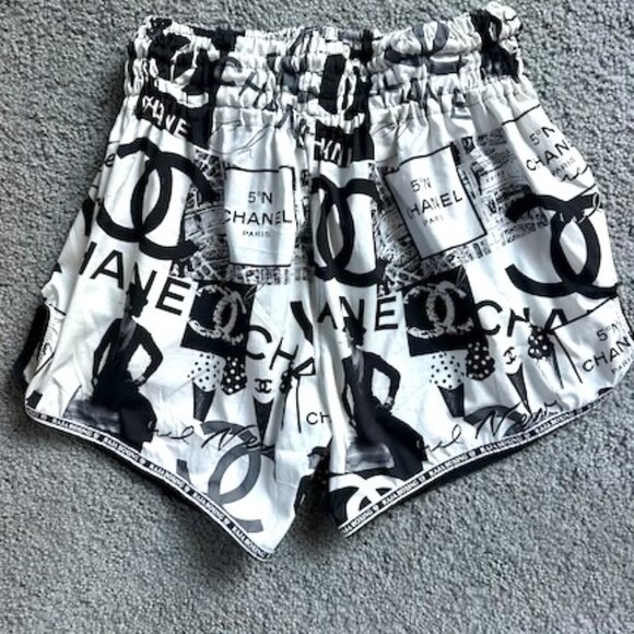 Raja Muay Thai Boxing Shorts in XL - Luxury Fashion House Print -Excellent Cond. - Picture 6 of 10